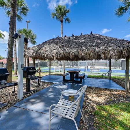 Coastal Marco Island Condo With Club Amenities! Exteriér fotografie